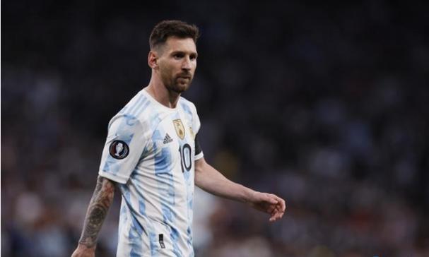 范丞丞也没想到，贾玲突传喜讯才两个月，竟再次令所有人刮目相看